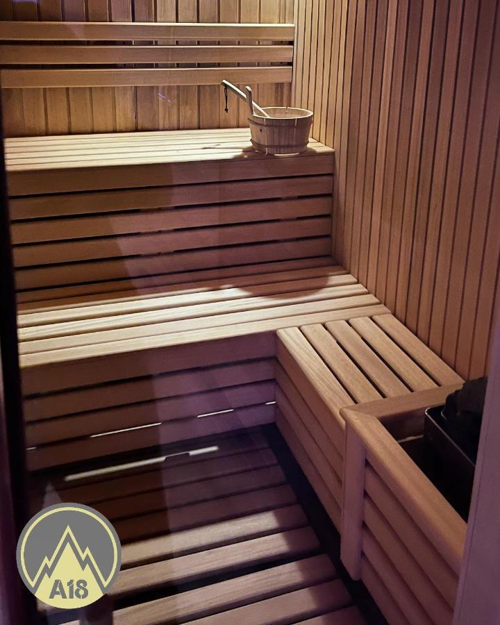 Lux Apartman A18 & Spa Centar コパオニク エクステリア 写真